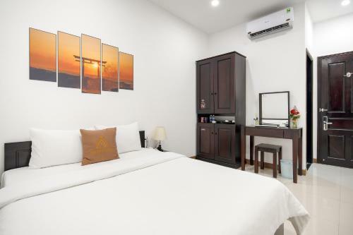 Phuong Dong Hotel And Apartment