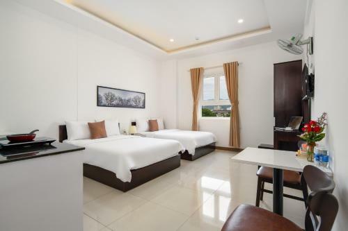 Phuong Dong Hotel And Apartment