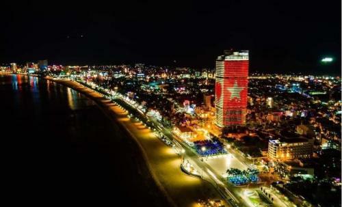 Kh�ch S?n Sea View Hotel