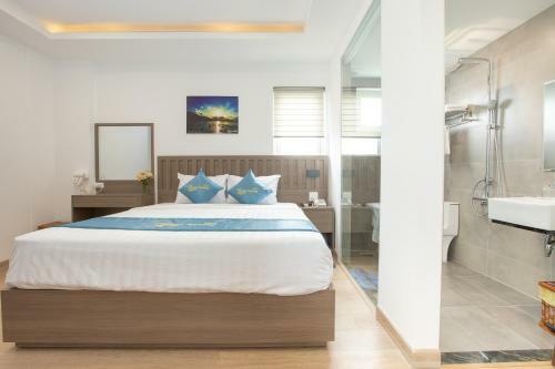 Que Huong Hotel