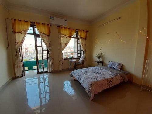 Bed & Breakfast Bi?n Hostel Quy Nh?n 3