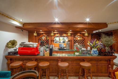 Athena Hotel Quy Nh?n