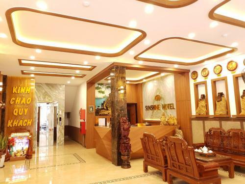 Sunshine Hotel
