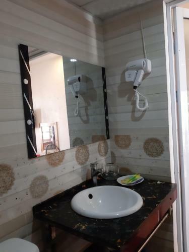 Hostal Dang Khoa Garden Inn