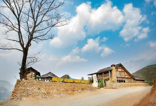 Muong Hoa River View Homestay