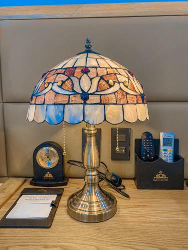 Queen Hotel Ho�ng Gia
