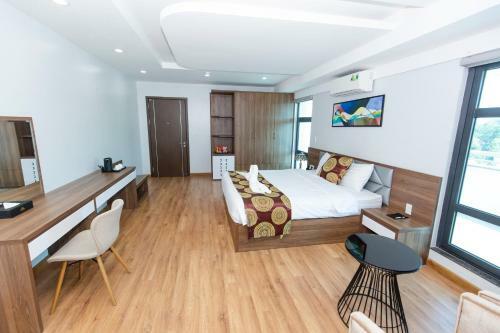 Queen Hotel Ho�ng Gia