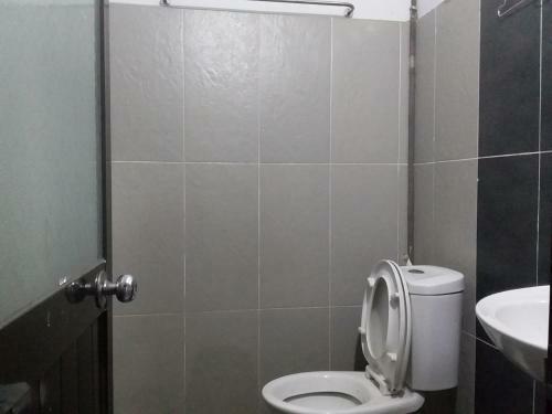 Hotel C�ng Ty Tnhh Kh�ch S?n L� Phan