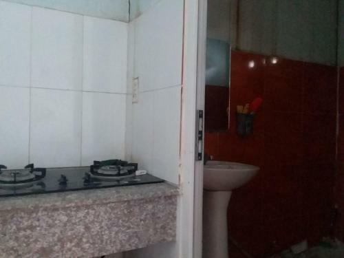 Hotel C�ng Ty Tnhh Kh�ch S?n L� Phan