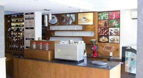 Phong Lan 2 Hotel