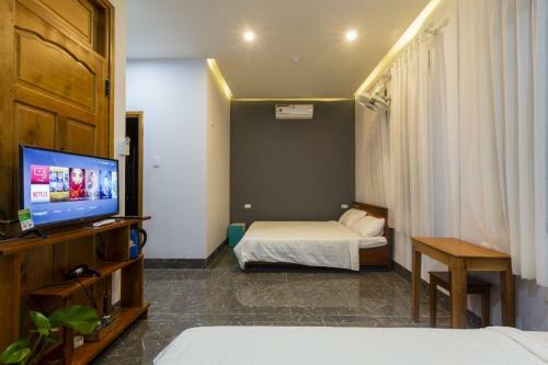 Ayaru Hotel