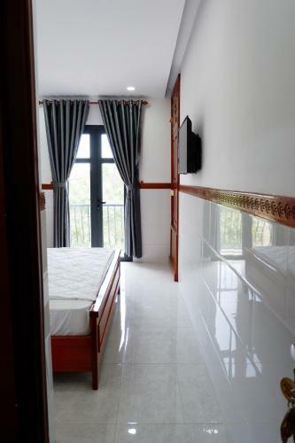 Thy Hung Legacy Hotel
