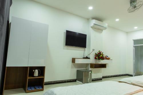 Sky Hotel