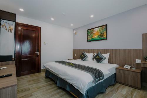 Royal Palms Hotel