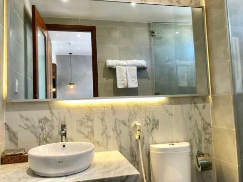 Coconut Hotel Ph� Y�n