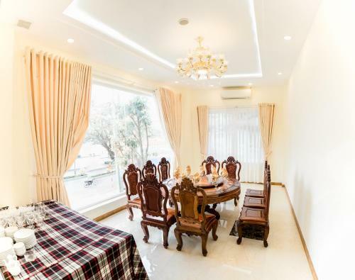 Bcons Hotel Binh Duong