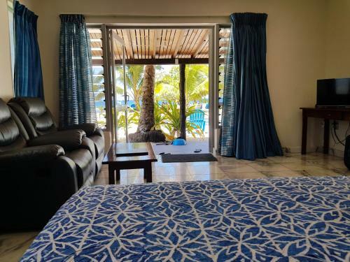 Hotel Return To Paradise Resort