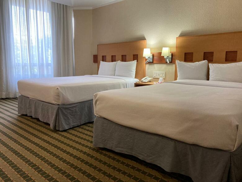 Hotel Mirabel