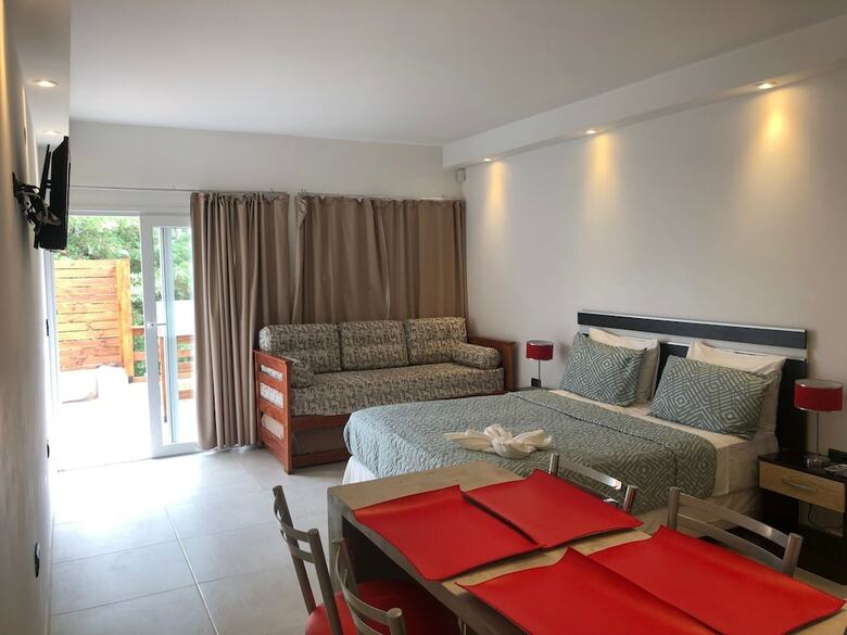 Ayres Village Apart
