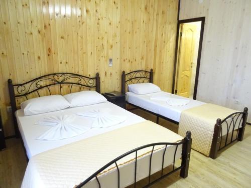 Hostal ????????