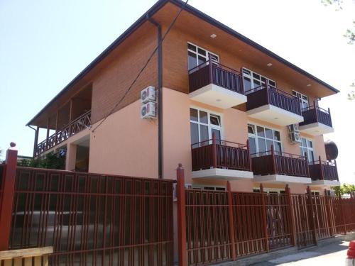 Hostal ????????