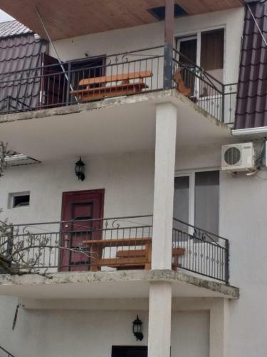 Hostal ?????