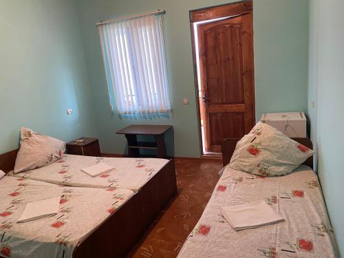 Hostal Emiliya
