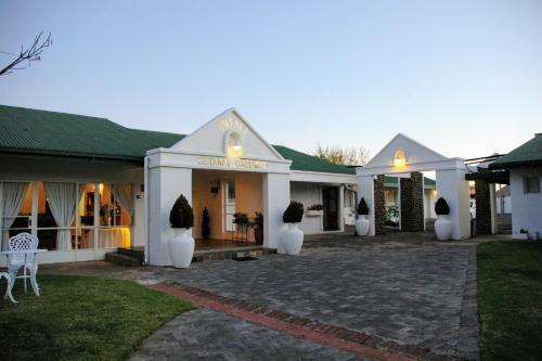 Hotel Umtali Country Inn