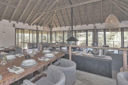 Barefoot Addo Elephant Lodge