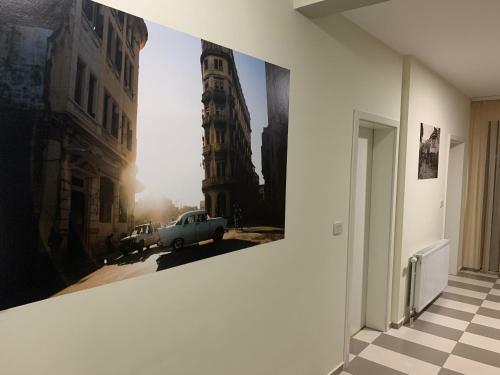 Dejavu Hotel 2