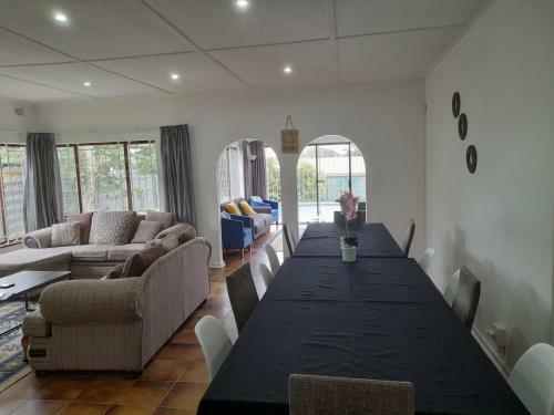 Beach Villa With Pool - Short Walk To The Beach