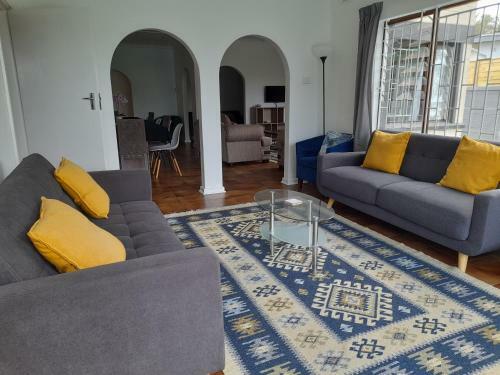 Beach Villa With Pool - Short Walk To The Beach