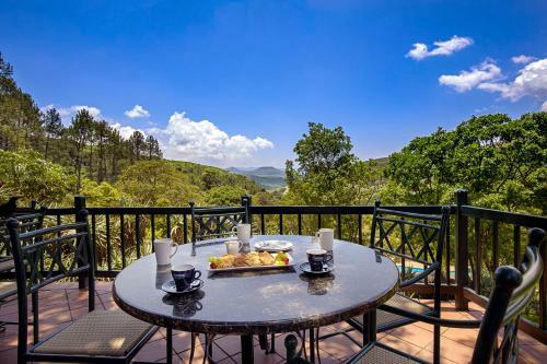 Hotel Cavern Resort & Spa