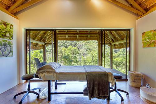 Hotel Cavern Resort & Spa