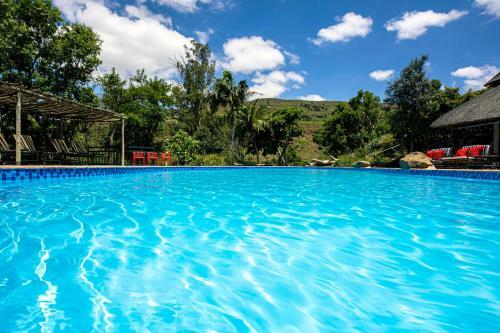 Hotel Cavern Resort & Spa
