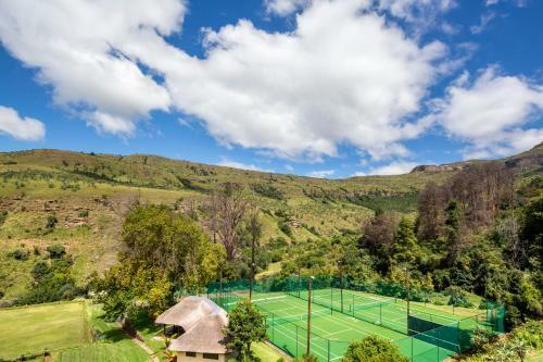 Hotel Cavern Resort & Spa