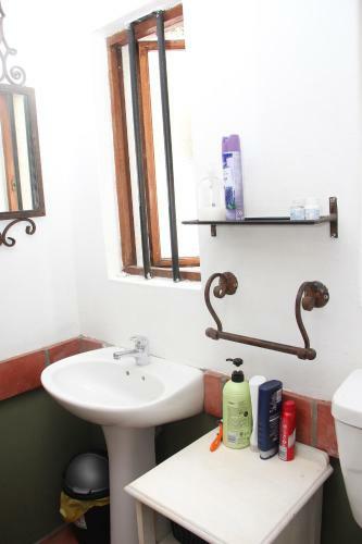 Hostal Demepran Grove B & B
