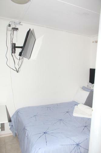 Hostal Demepran Grove B & B