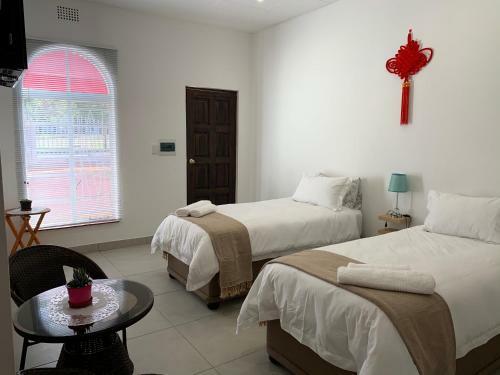 Hostal One More Nap Self Catering