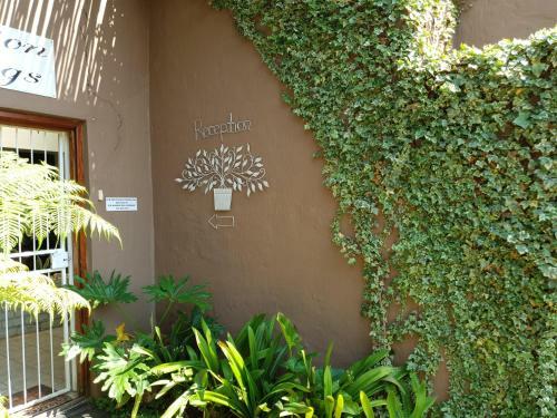 Hostal Heidi's Place Guesthouse