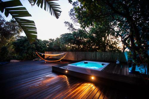 Lodge Ocean Lounge