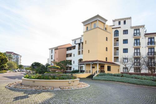 Island Club Apartments