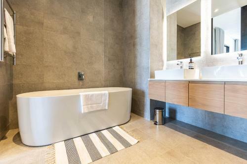 Apartamento Glengariff Luxury Suites By Totalstay