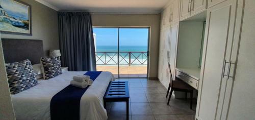 Luxurious 4 Bedrooms Villa In Brenton On The Rocks