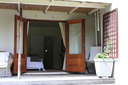 Bed & Breakfast Camelot In Constantia