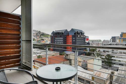 Eco Balcony Apartment Near Table Mountain