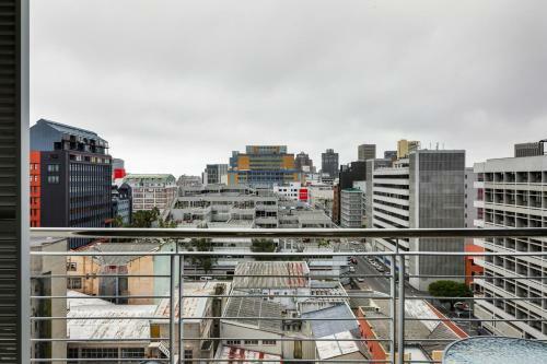 Eco Balcony Apartment Near Table Mountain