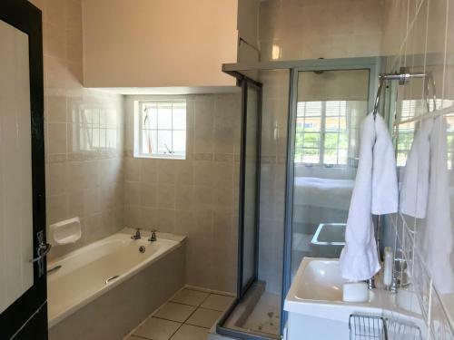 Howards End Manor B&B