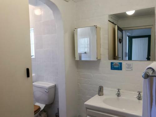 Howards End Manor B&B