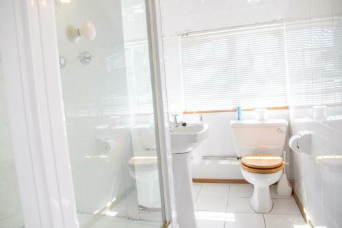 Howards End Manor B&B